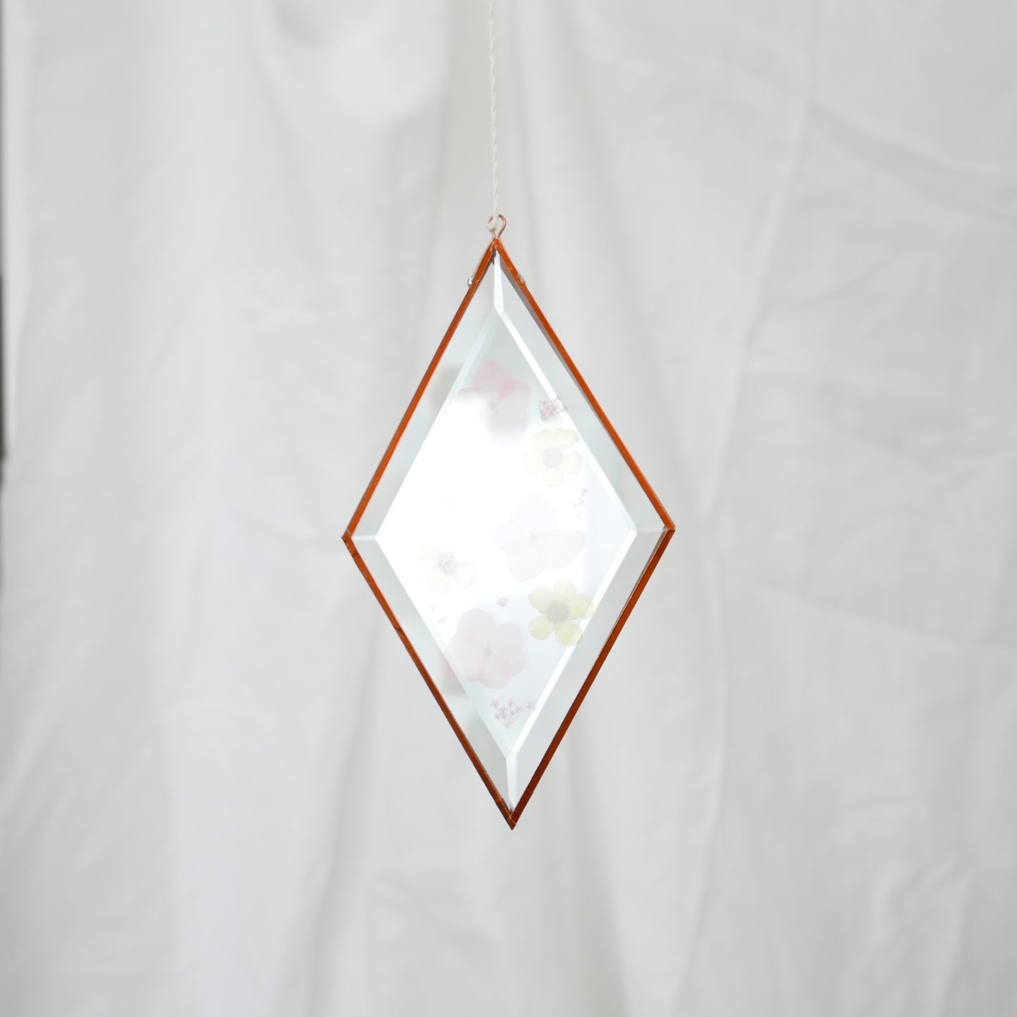 Pressed Flower Suncatcher - Buttercup and Hydrangea