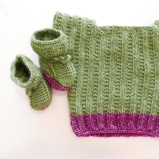 Knitted T Shirt with Booties in Pumpkin Seed + Grape