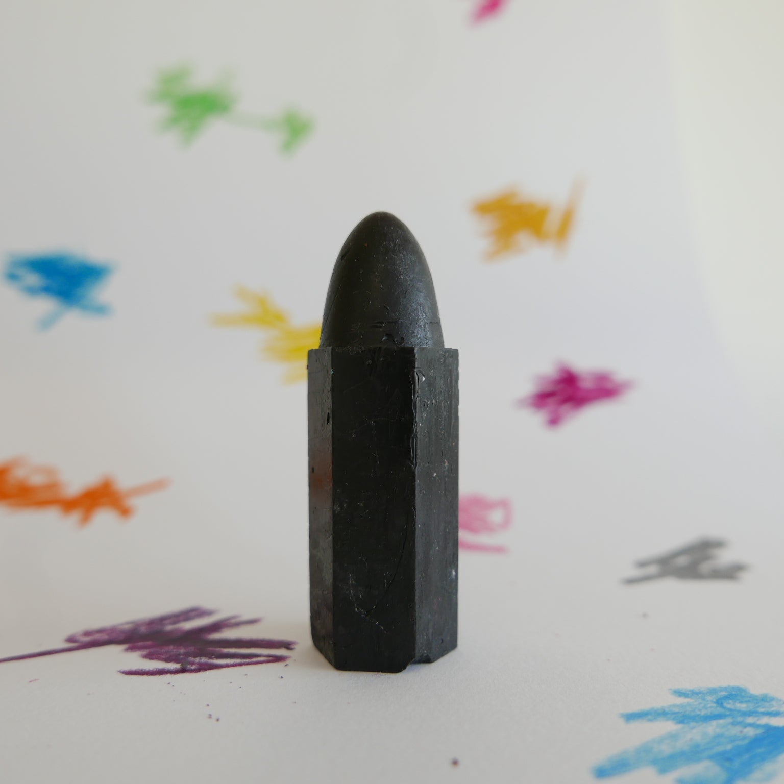 Eco-friendly Cognito crayon in black