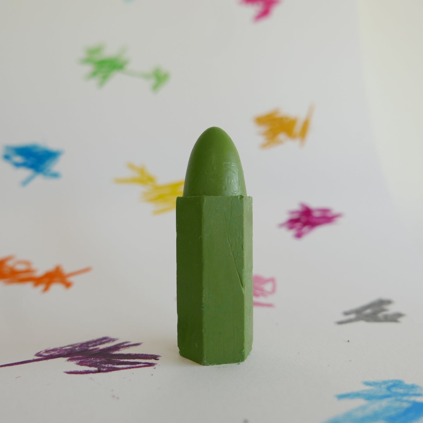 Individual Cognito crayon for art and creative projects
