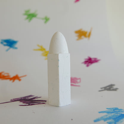 Close up of Cognito crayon in white shade
