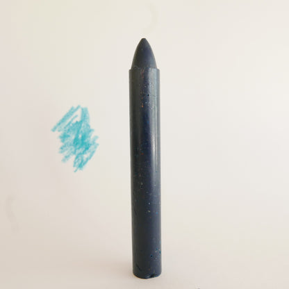 Single eco-friendly crayon in blue shade
