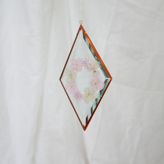 Pressed Flower Suncatcher - Hydrangea
