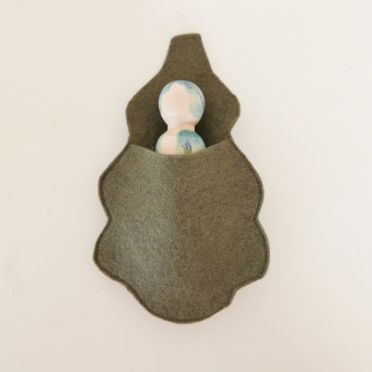 Flower Fairy Leaf Bed