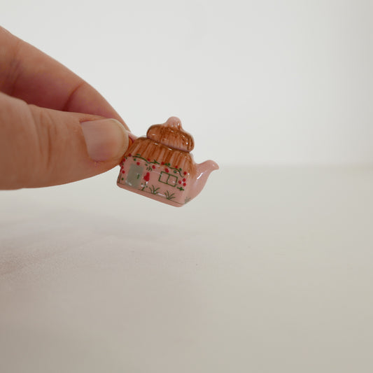 Tiny Tea Pot
