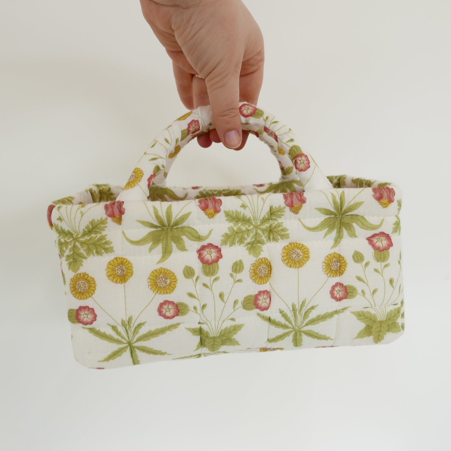 Carry Cot Dolls Bed - Summer Garden