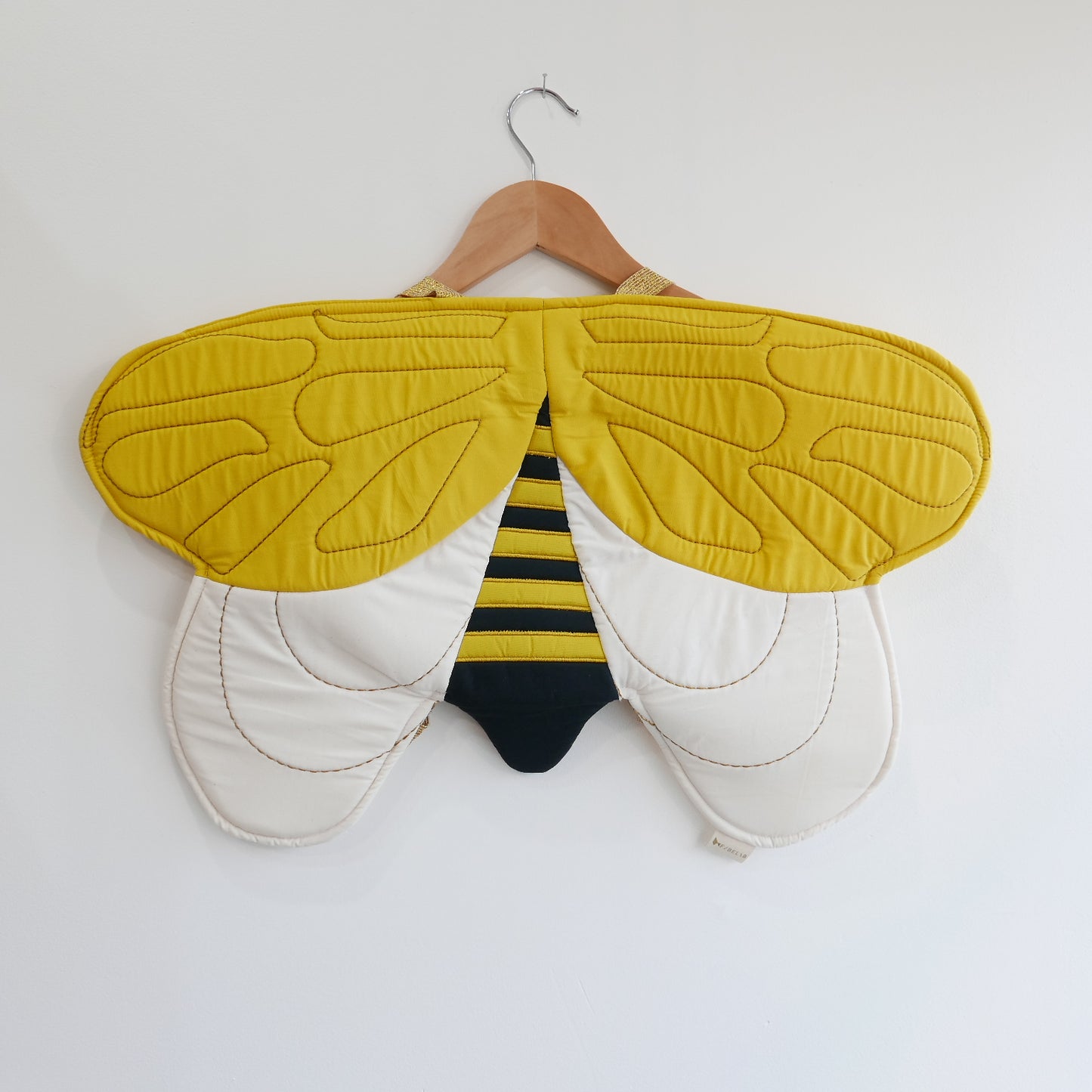 Bumble Bee Wings