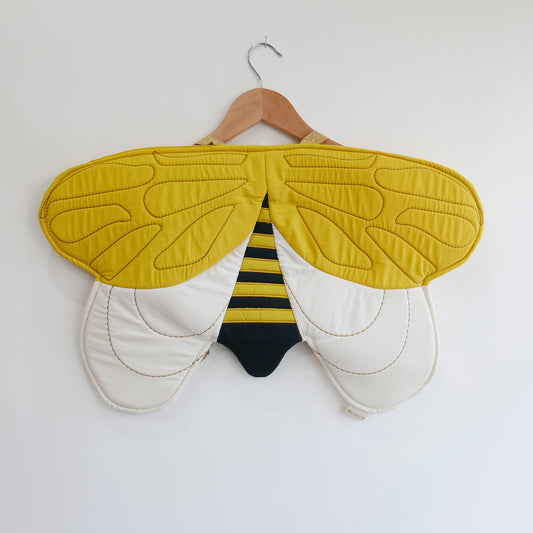 Bumble Bee Wings