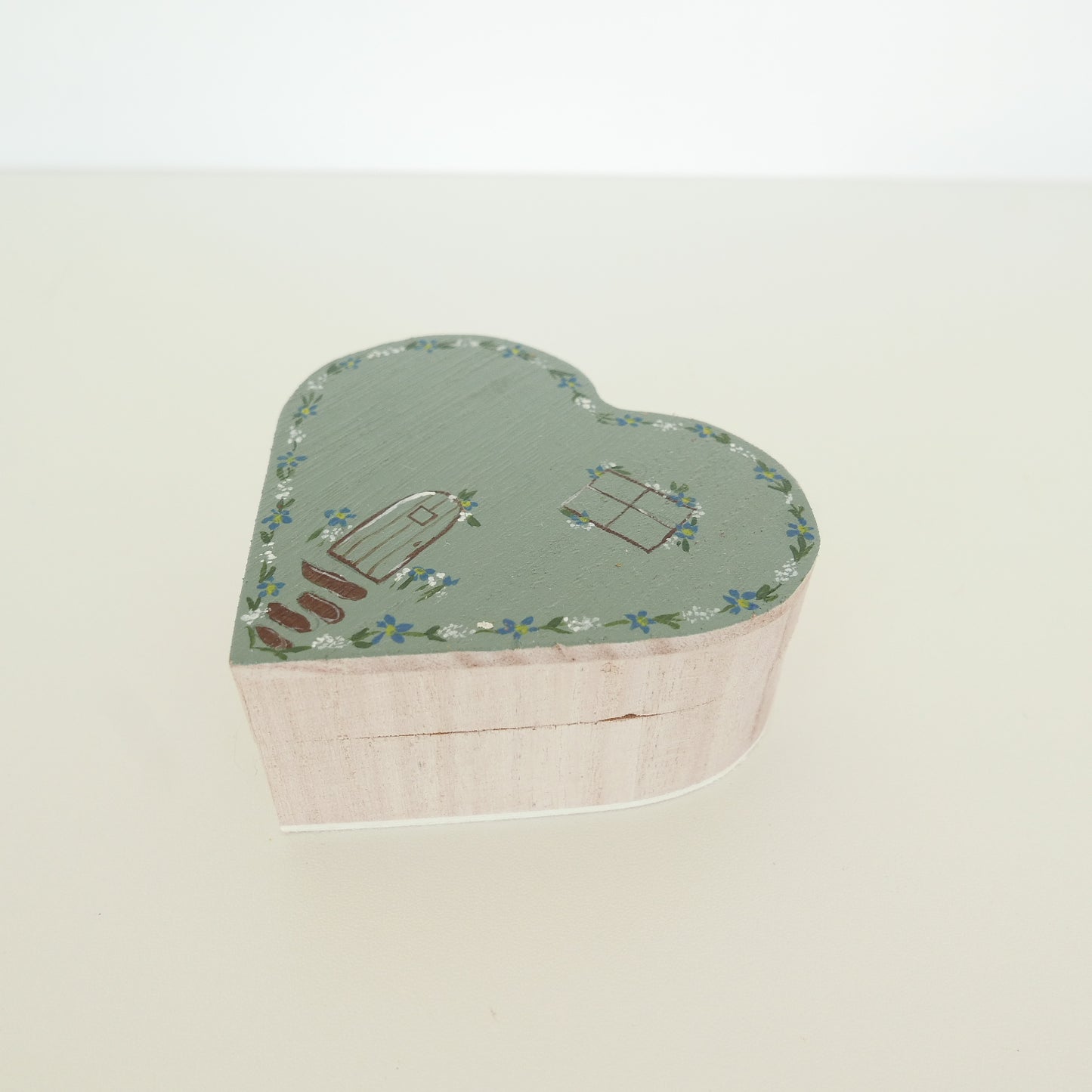 Travelling Heart Cottage - Ivy