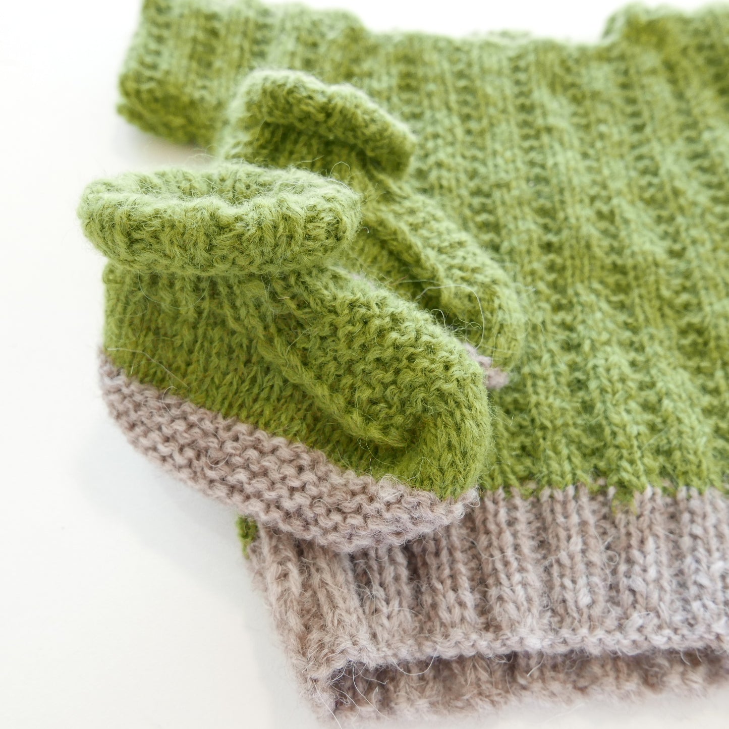 Knitted T Shirt with Booties in Pumpkin Seed + Grey