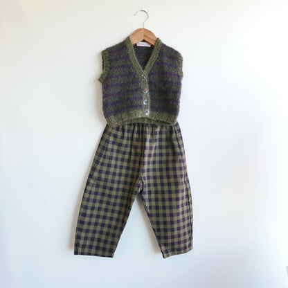 Hand knitted vest - Eggplant