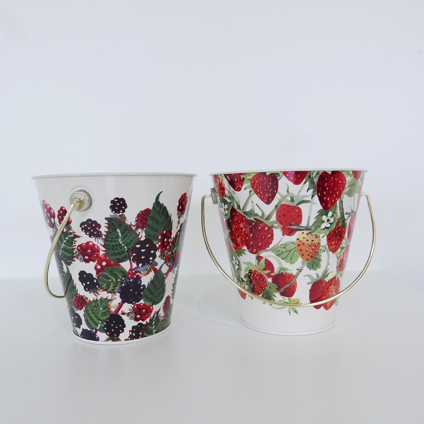 Berry Bucket