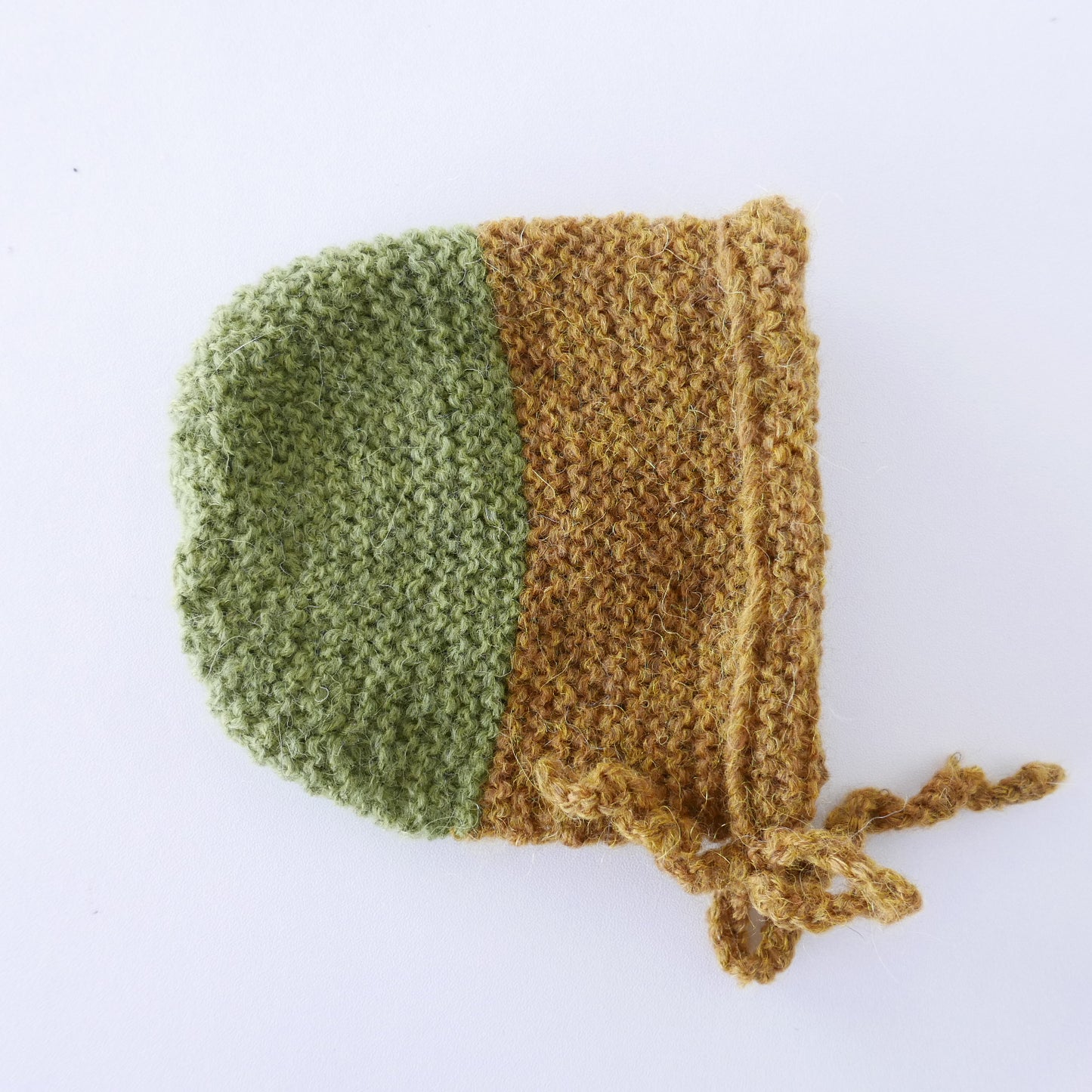 Knitted Bonnet