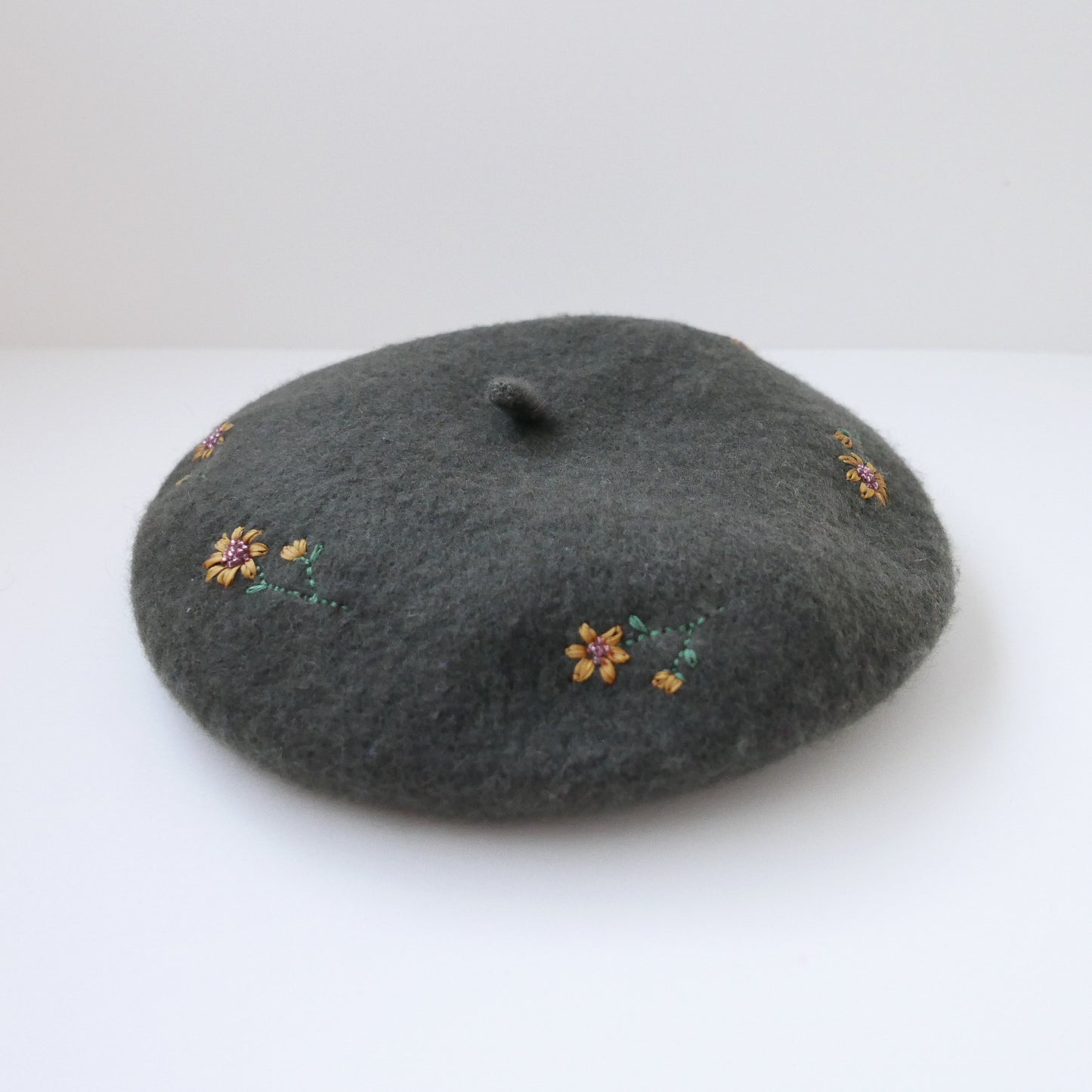 Daisy Chain Beret