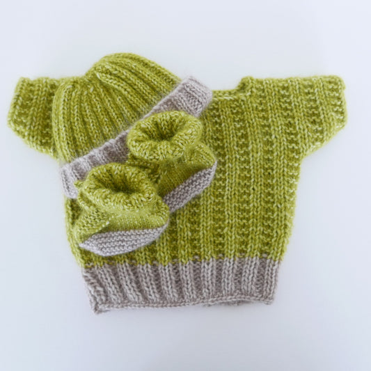 Knitted T Shirt with Beanie and Booties in Lime + Oatmeal