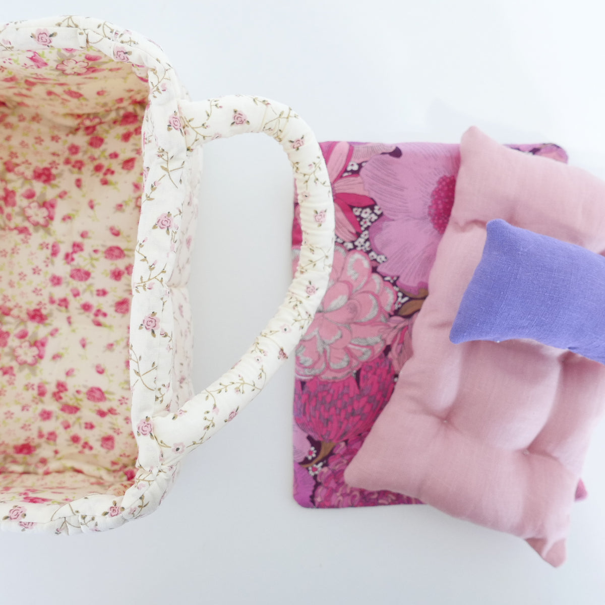 Carry Cot Dolls Bed - Sweet Pea