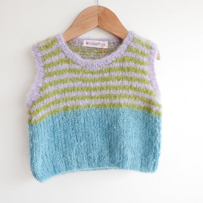 Hand knitted vest - Turtle