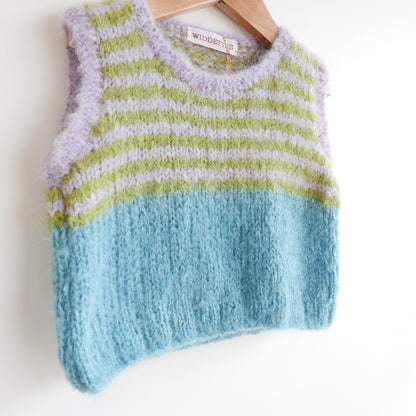 Hand knitted vest - Turtle