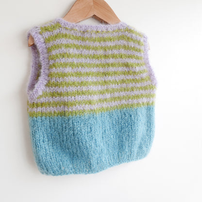 Hand knitted vest - Turtle