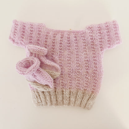 Knitted T Shirt with Booties in Rose + Oat