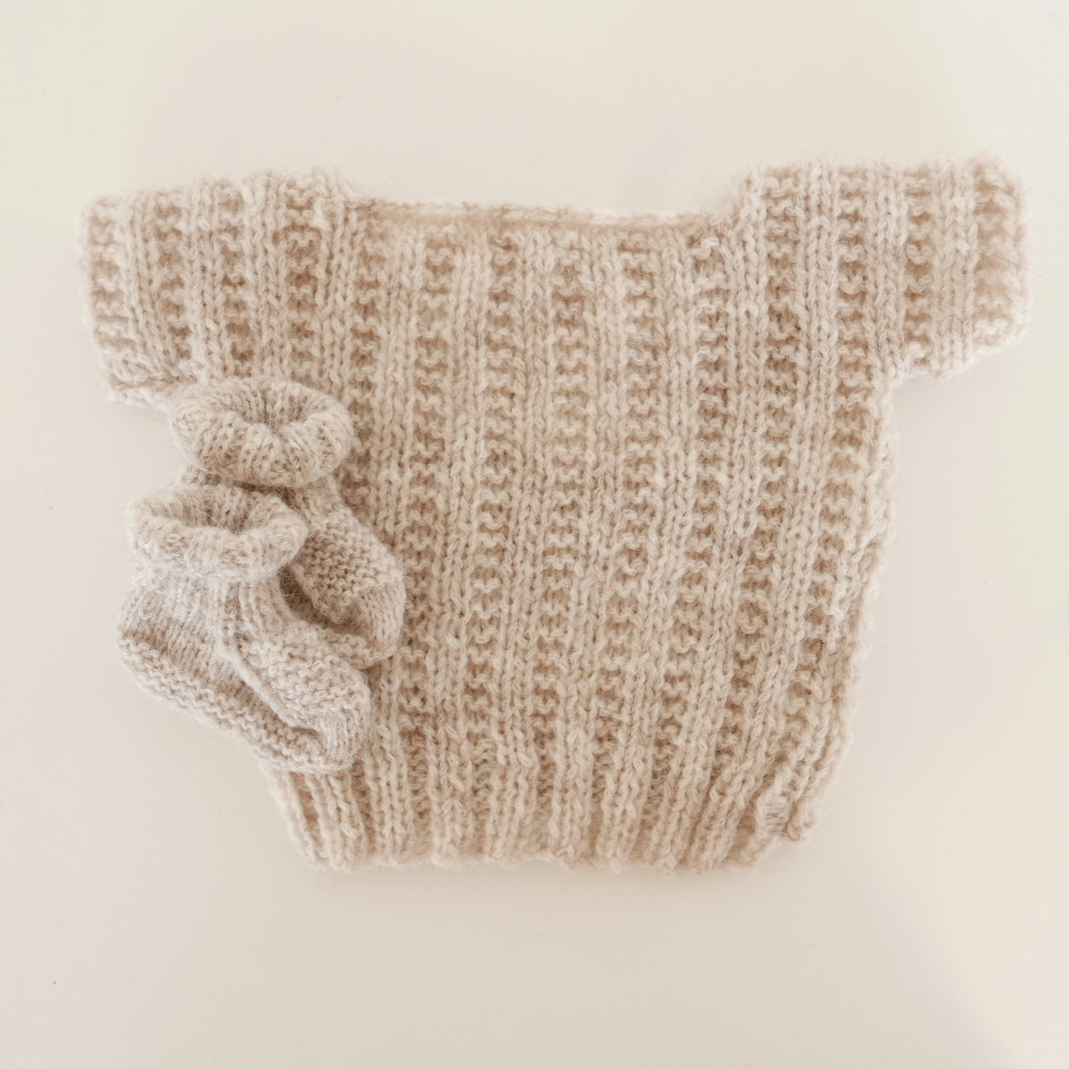 Knitted T Shirt with Booties in Oatmeal