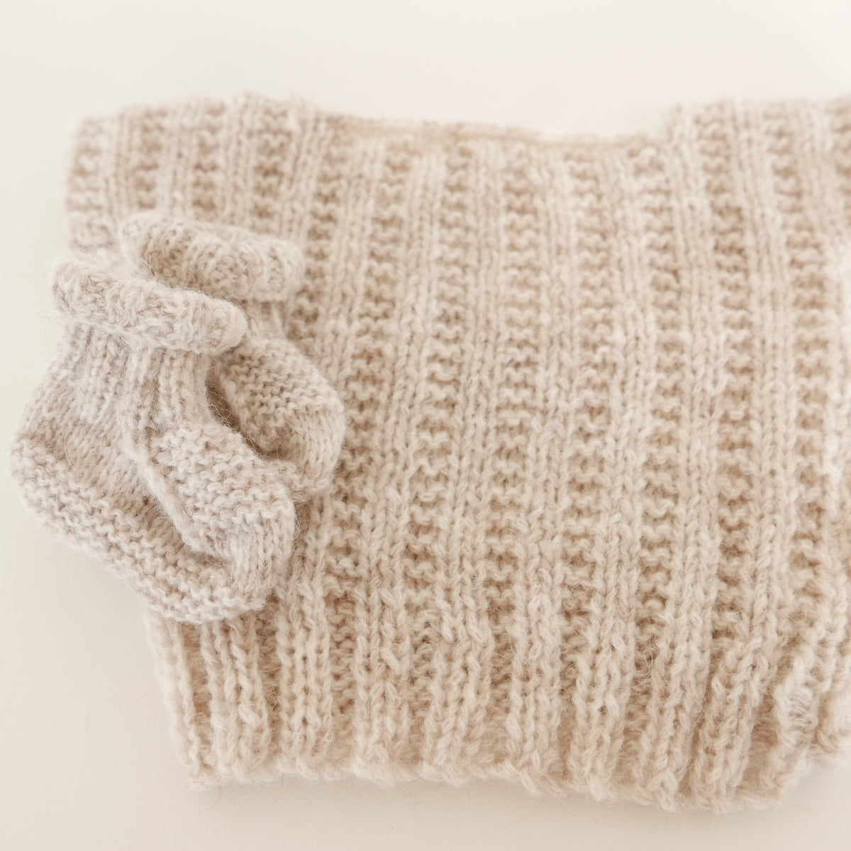 Knitted T Shirt with Booties in Oatmeal