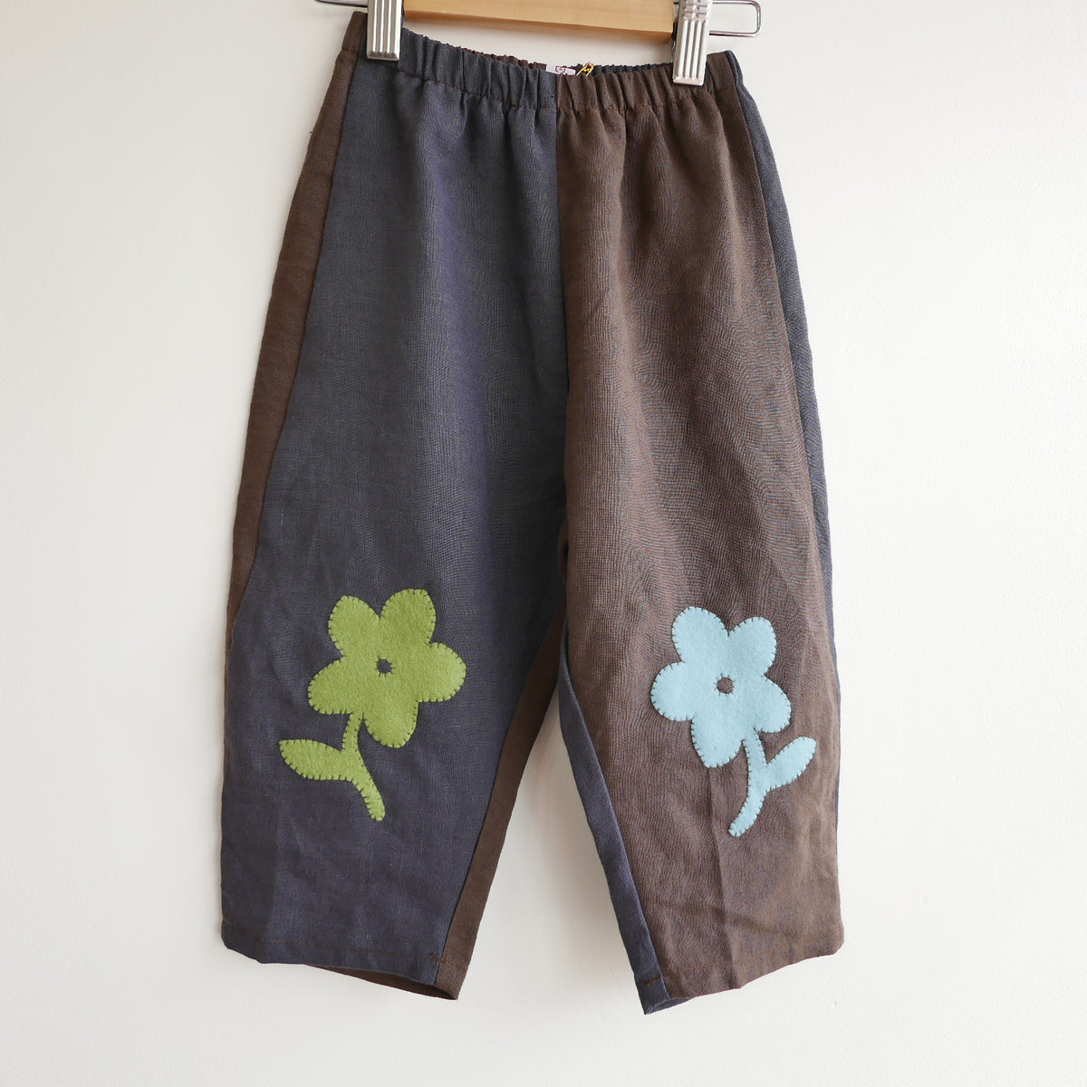 Widdettes - Pixie Pants in Jester with Applique